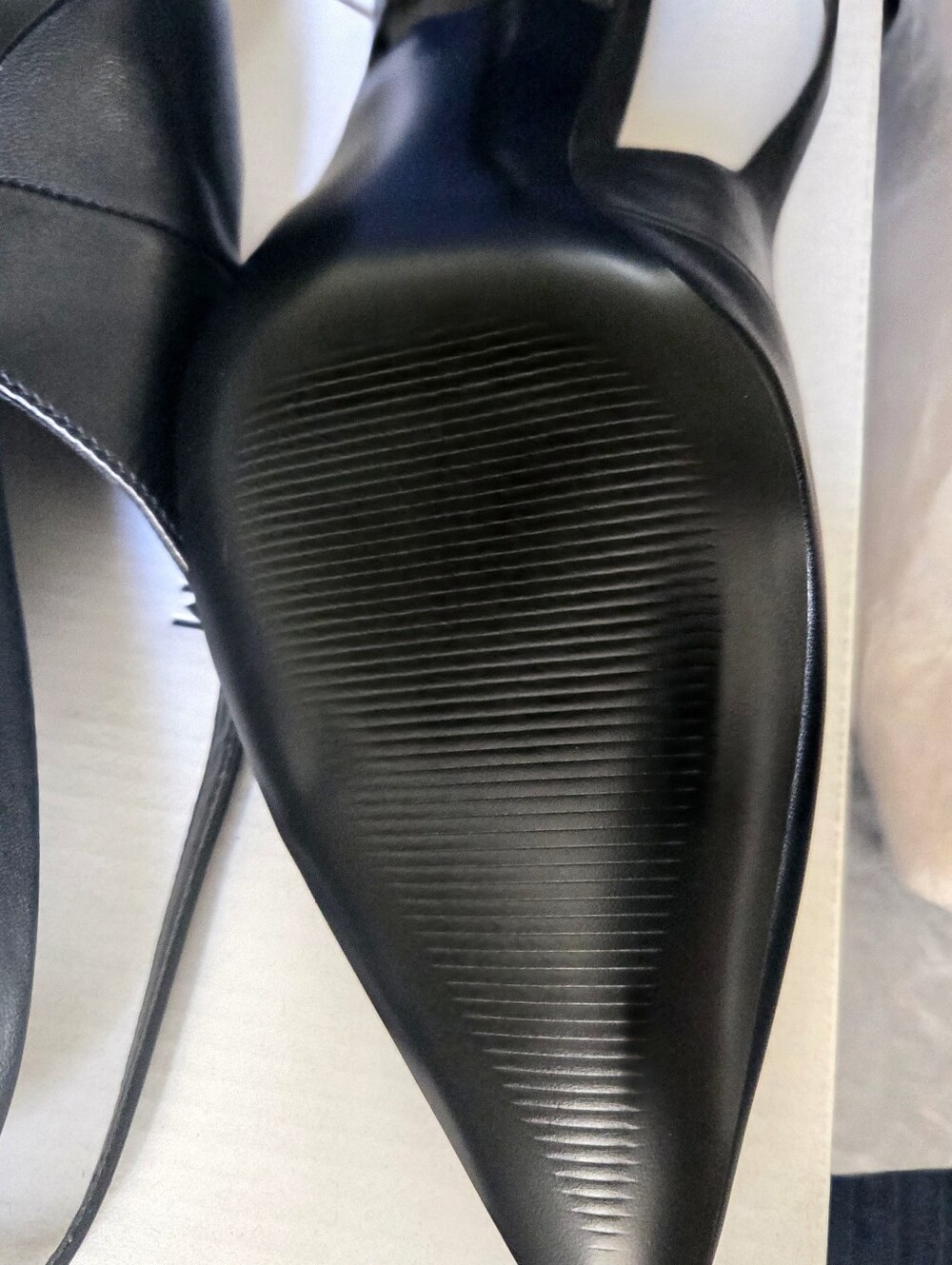 Liza Kitten Heel Leather Pumps - Picture 6 of 11